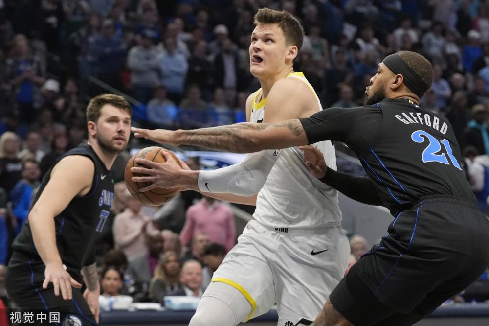 他在右路的 他在右路的