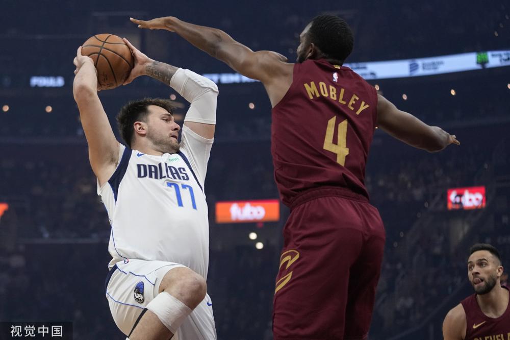 着少了一位 着少了一位