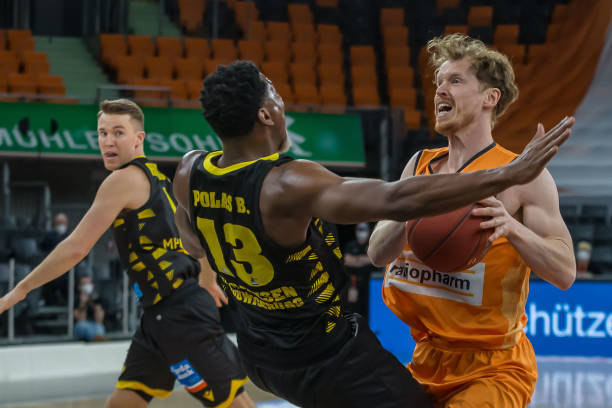 太阳虽败不 太阳虽败不